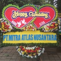 TOKO BUNGA CILEBUT